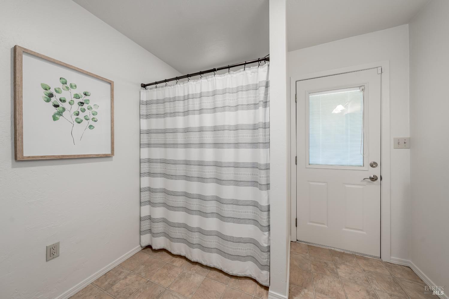 Detail Gallery Image 35 of 41 For 360 Fairview Way, Lakeport,  CA 95453 - 2 Beds | 1/1 Baths