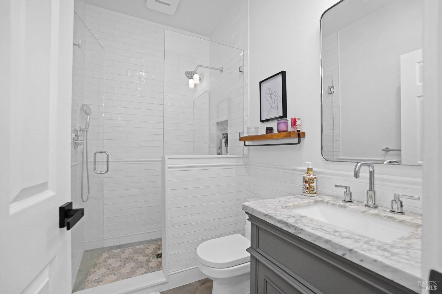 Detail Gallery Image 17 of 50 For 2234 Tokay St, Santa Rosa,  CA 95404 - 3 Beds | 2/1 Baths