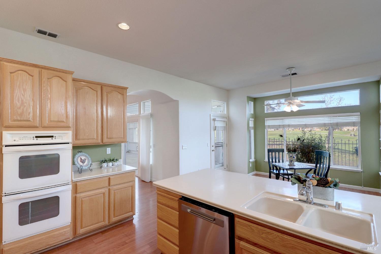 Detail Gallery Image 20 of 99 For 2121 Saint Andrews Dr, Rio Vista,  CA 94571 - 3 Beds | 2/1 Baths