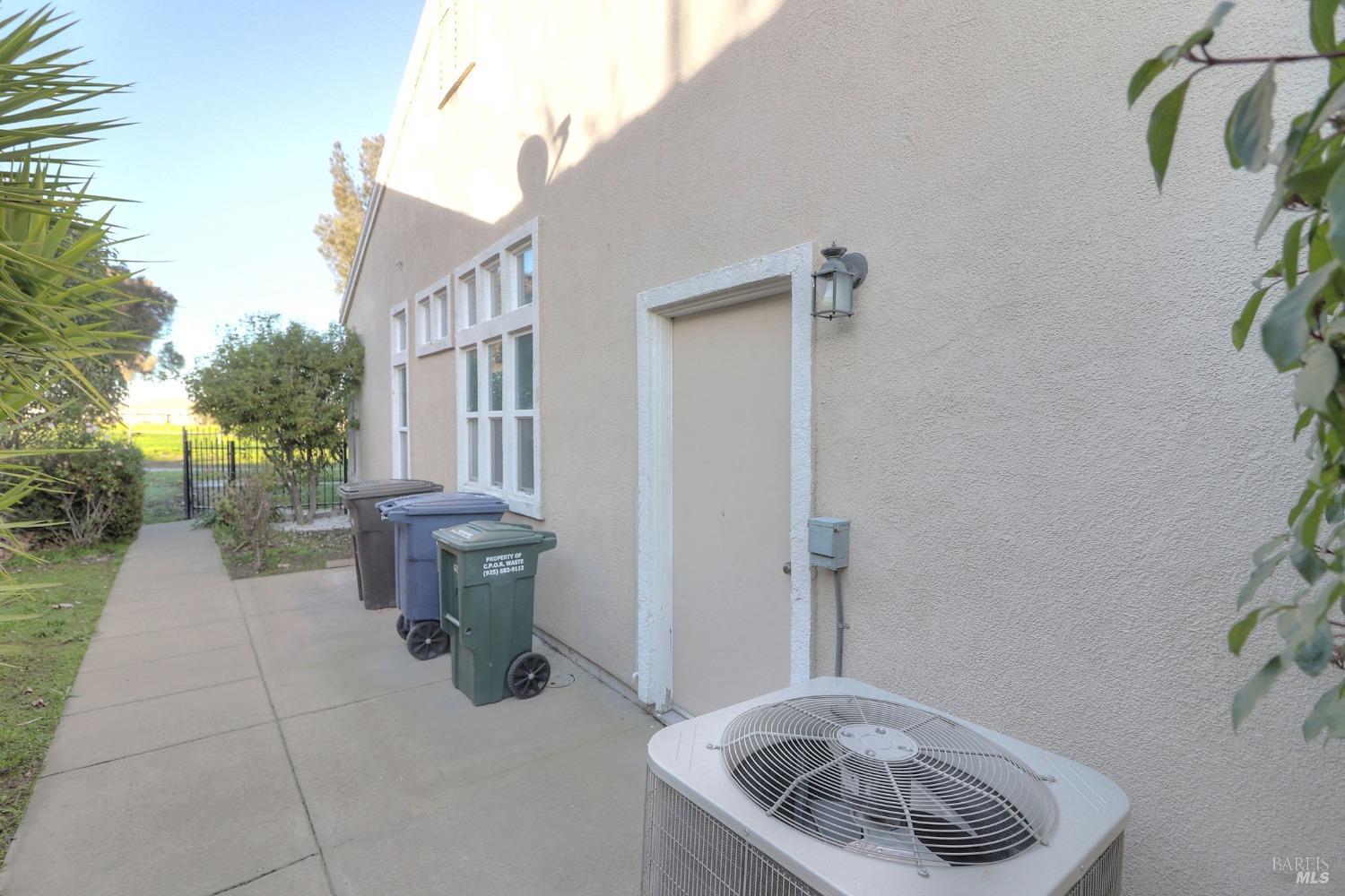 Detail Gallery Image 65 of 99 For 2121 Saint Andrews Dr, Rio Vista,  CA 94571 - 3 Beds | 2/1 Baths