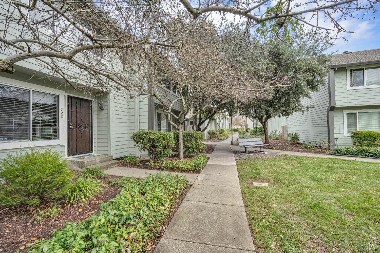 Detail Gallery Image 25 of 26 For 1722 Oldfield Way, Santa Rosa,  CA 95401 - 2 Beds | 1/1 Baths