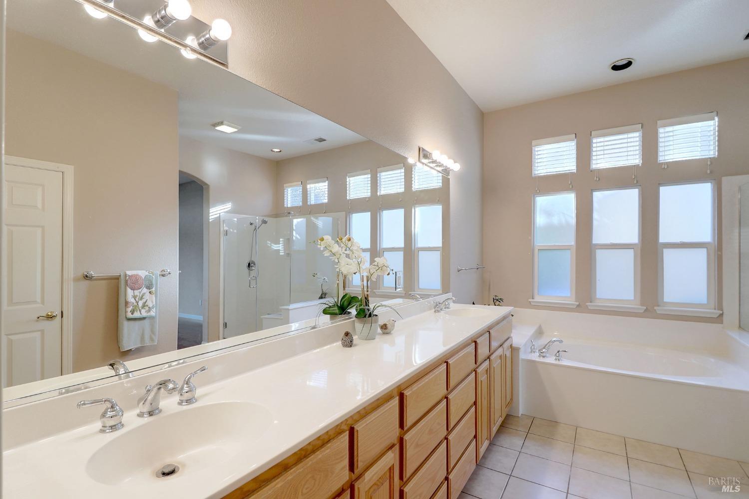 Detail Gallery Image 31 of 99 For 2121 Saint Andrews Dr, Rio Vista,  CA 94571 - 3 Beds | 2/1 Baths