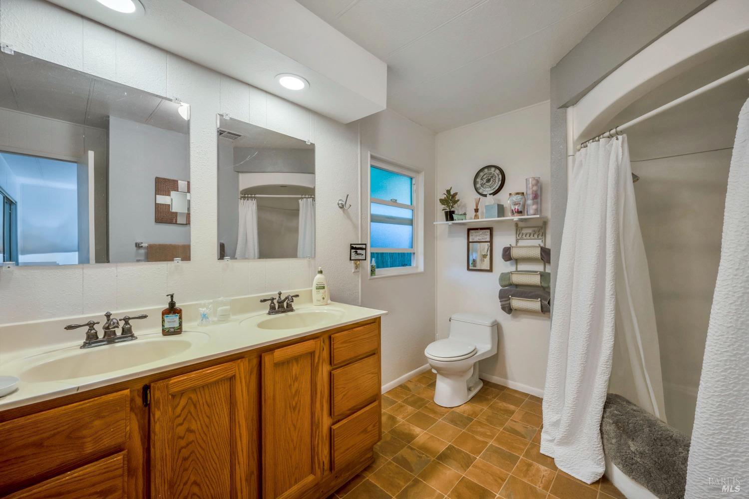 Detail Gallery Image 11 of 25 For 1800 S Main St 64, Lakeport,  CA 95453 - 2 Beds | 2 Baths