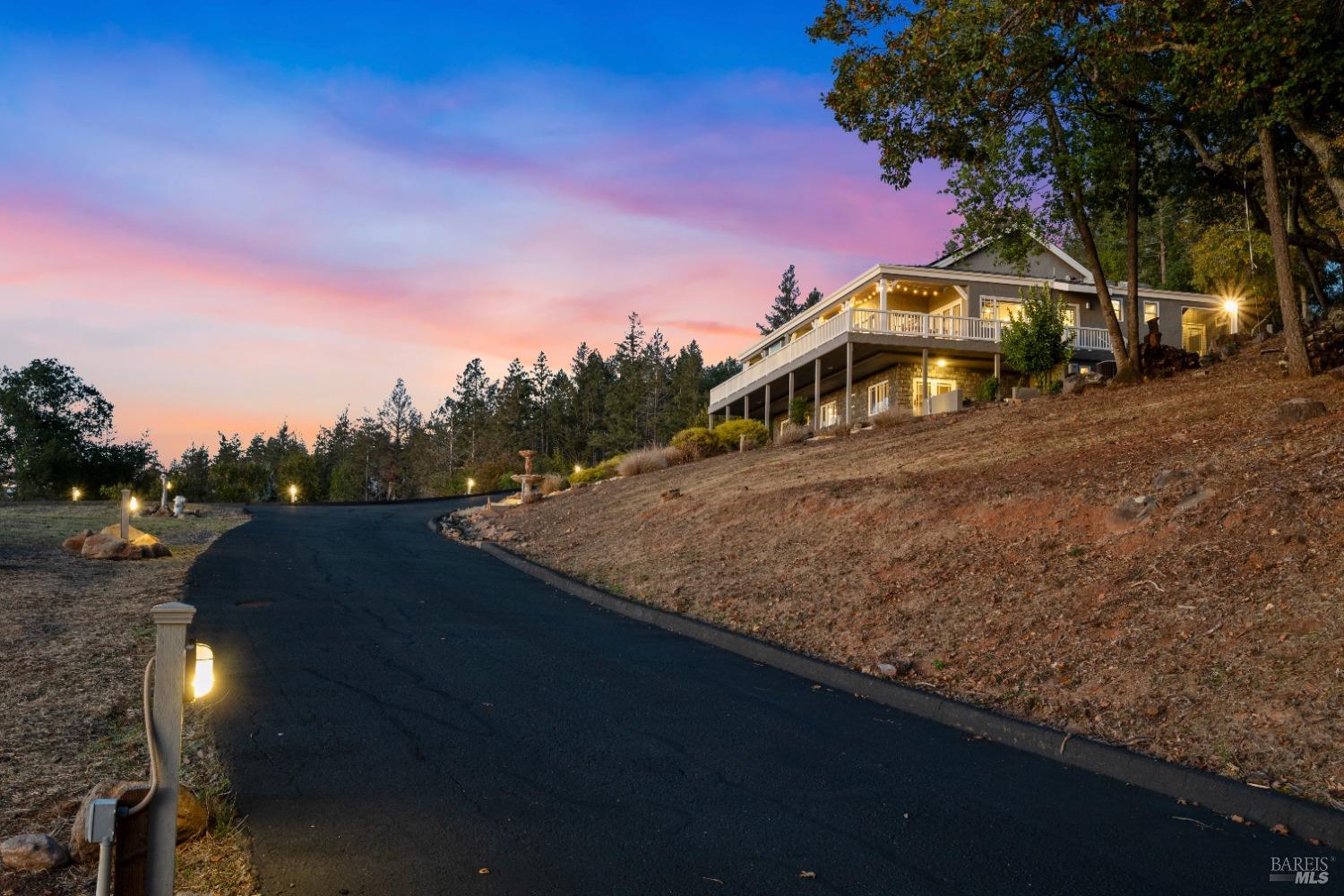 Detail Gallery Image 78 of 83 For 3749 Sleepy Hollow Dr, Santa Rosa,  CA 95404 - 3 Beds | 3 Baths