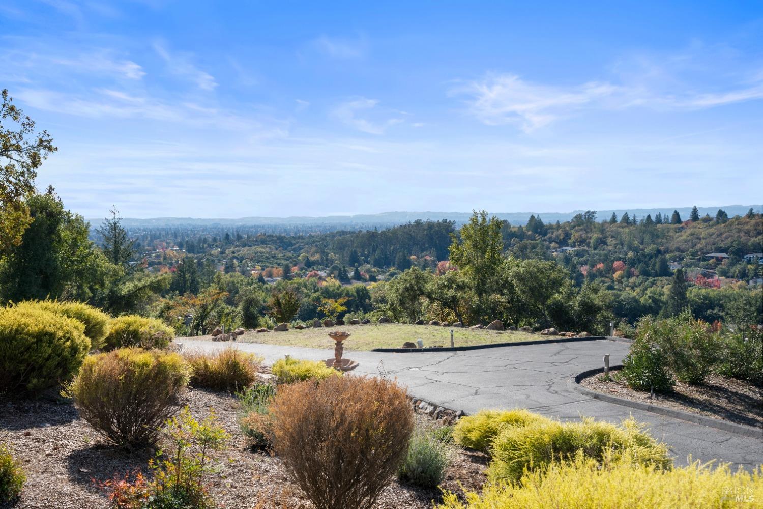 Detail Gallery Image 67 of 83 For 3749 Sleepy Hollow Dr, Santa Rosa,  CA 95404 - 3 Beds | 3 Baths