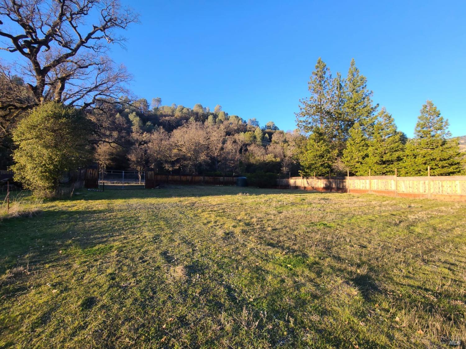 Detail Gallery Image 16 of 22 For 32333 Mendocino Pass Rd, Covelo,  CA 95428 - – Beds | – Baths