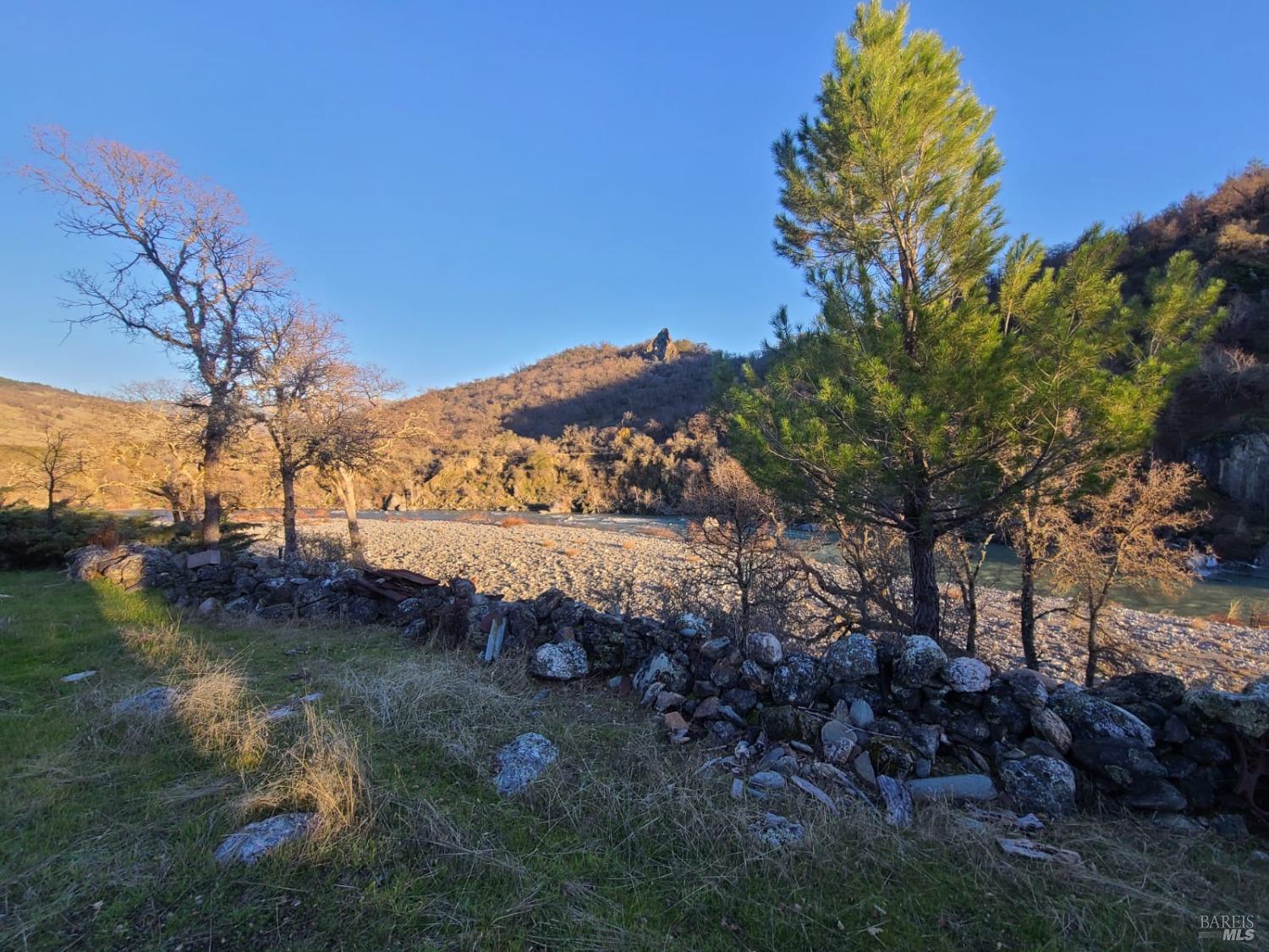 Detail Gallery Image 21 of 22 For 32333 Mendocino Pass Rd, Covelo,  CA 95428 - – Beds | – Baths