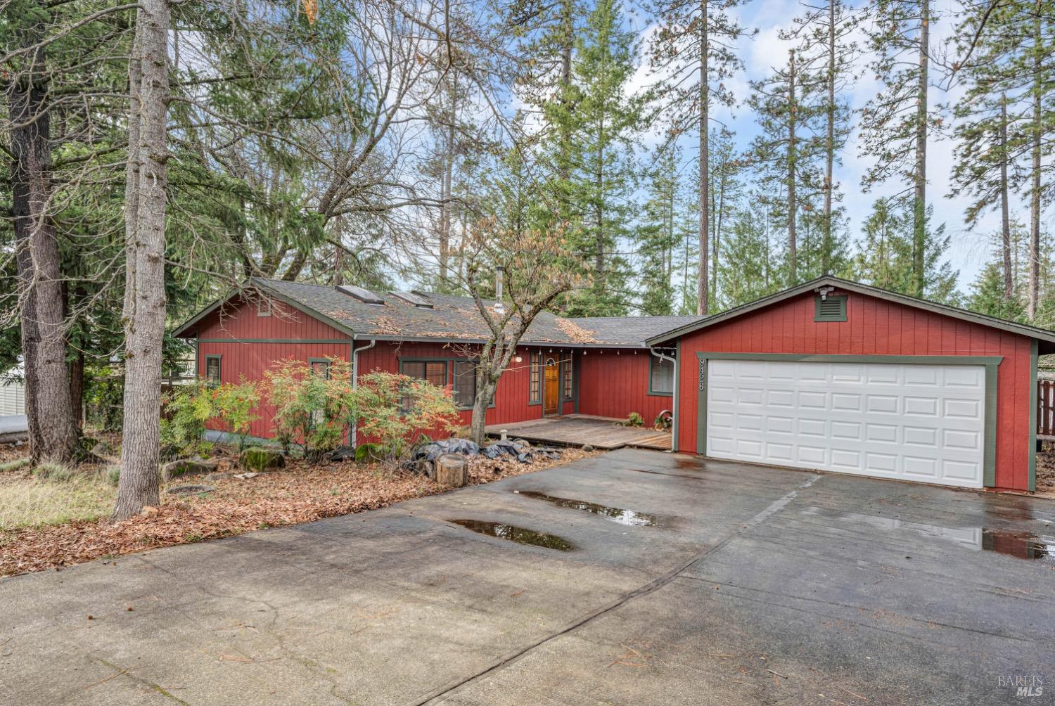 Detail Gallery Image 1 of 1 For 9426 Venturi Dr, Cobb,  CA 95426 - 2 Beds | 2 Baths