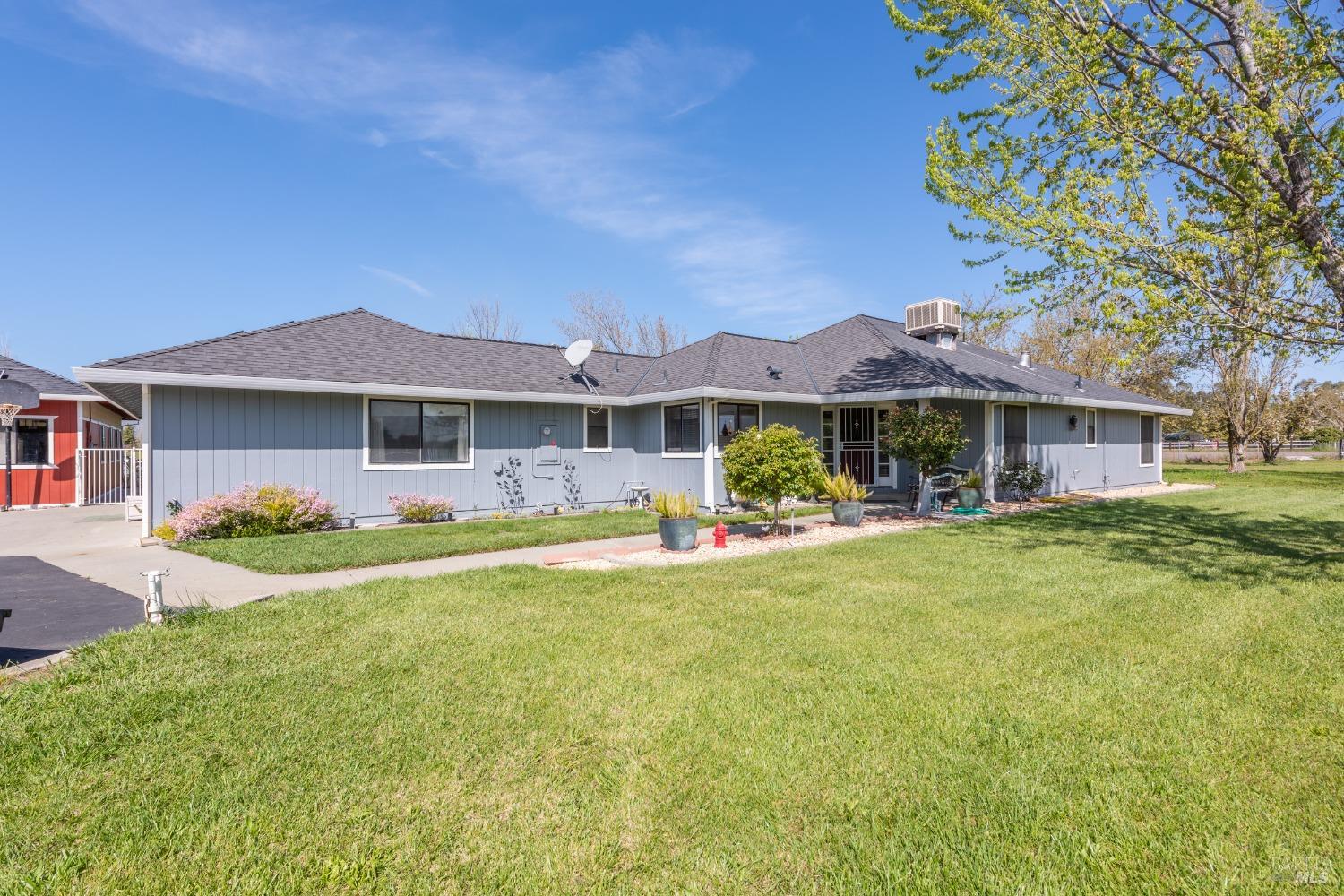 Detail Gallery Image 1 of 1 For 8409 Kobert Ct, Winters,  CA 95694 - 3 Beds | 2/1 Baths