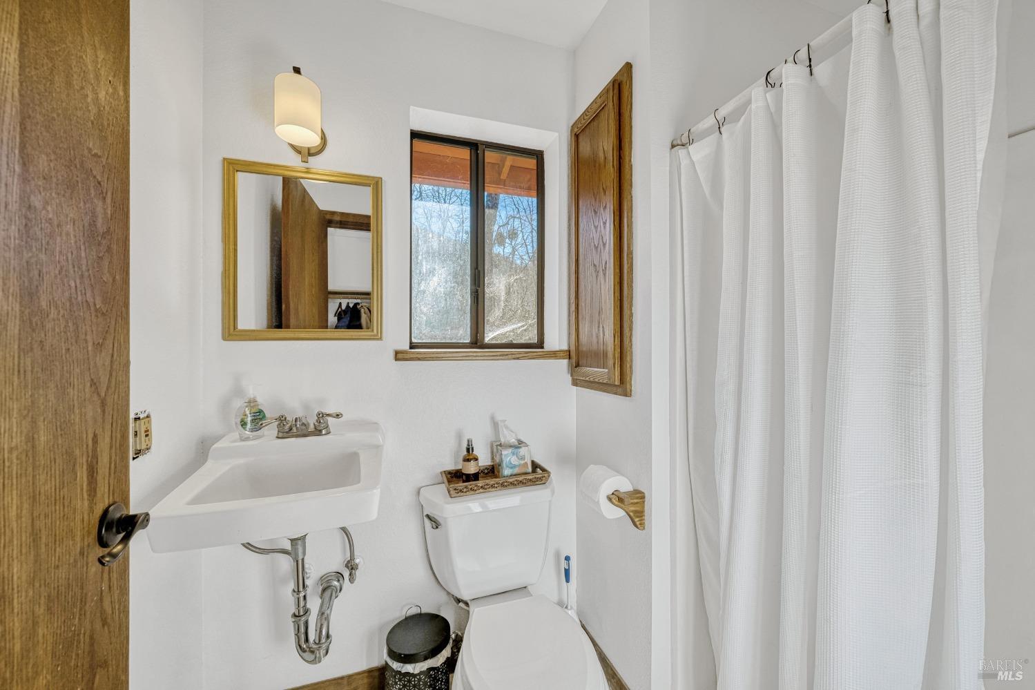 Detail Gallery Image 33 of 84 For 10512 Rosa Trl, Kelseyville,  CA 95451 - 3 Beds | 4 Baths