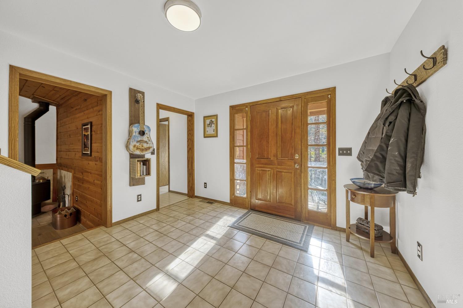 Detail Gallery Image 10 of 84 For 10512 Rosa Trl, Kelseyville,  CA 95451 - 3 Beds | 4 Baths