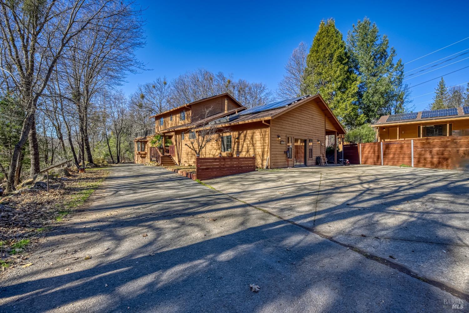 Detail Gallery Image 8 of 84 For 10512 Rosa Trl, Kelseyville,  CA 95451 - 3 Beds | 4 Baths