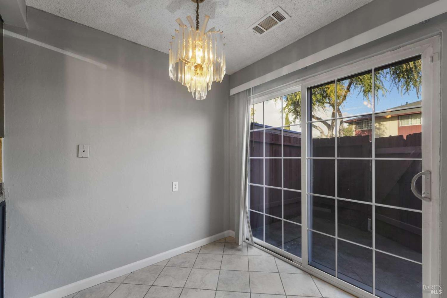 Baylor Drive #2, Vallejo, California image 4