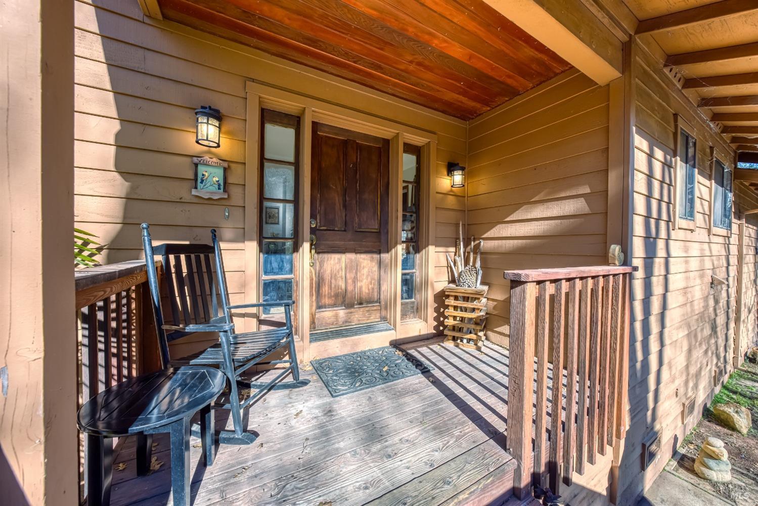 Detail Gallery Image 4 of 84 For 10512 Rosa Trl, Kelseyville,  CA 95451 - 3 Beds | 4 Baths