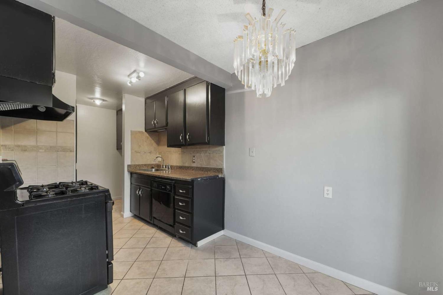 Baylor Drive #2, Vallejo, California image 8