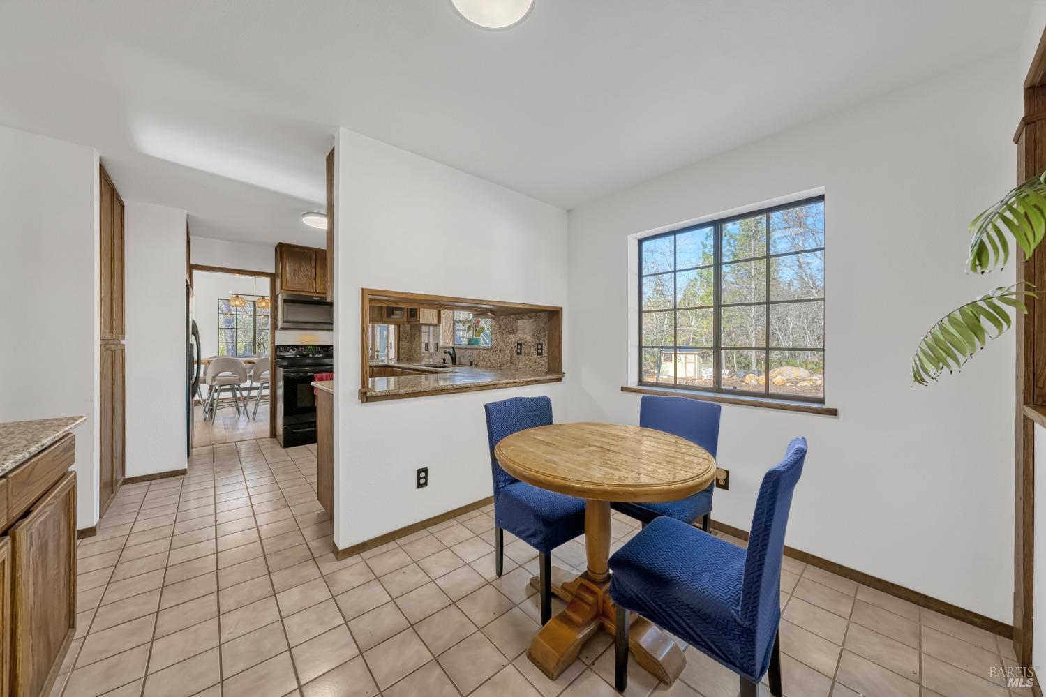 Detail Gallery Image 22 of 84 For 10512 Rosa Trl, Kelseyville,  CA 95451 - 3 Beds | 4 Baths