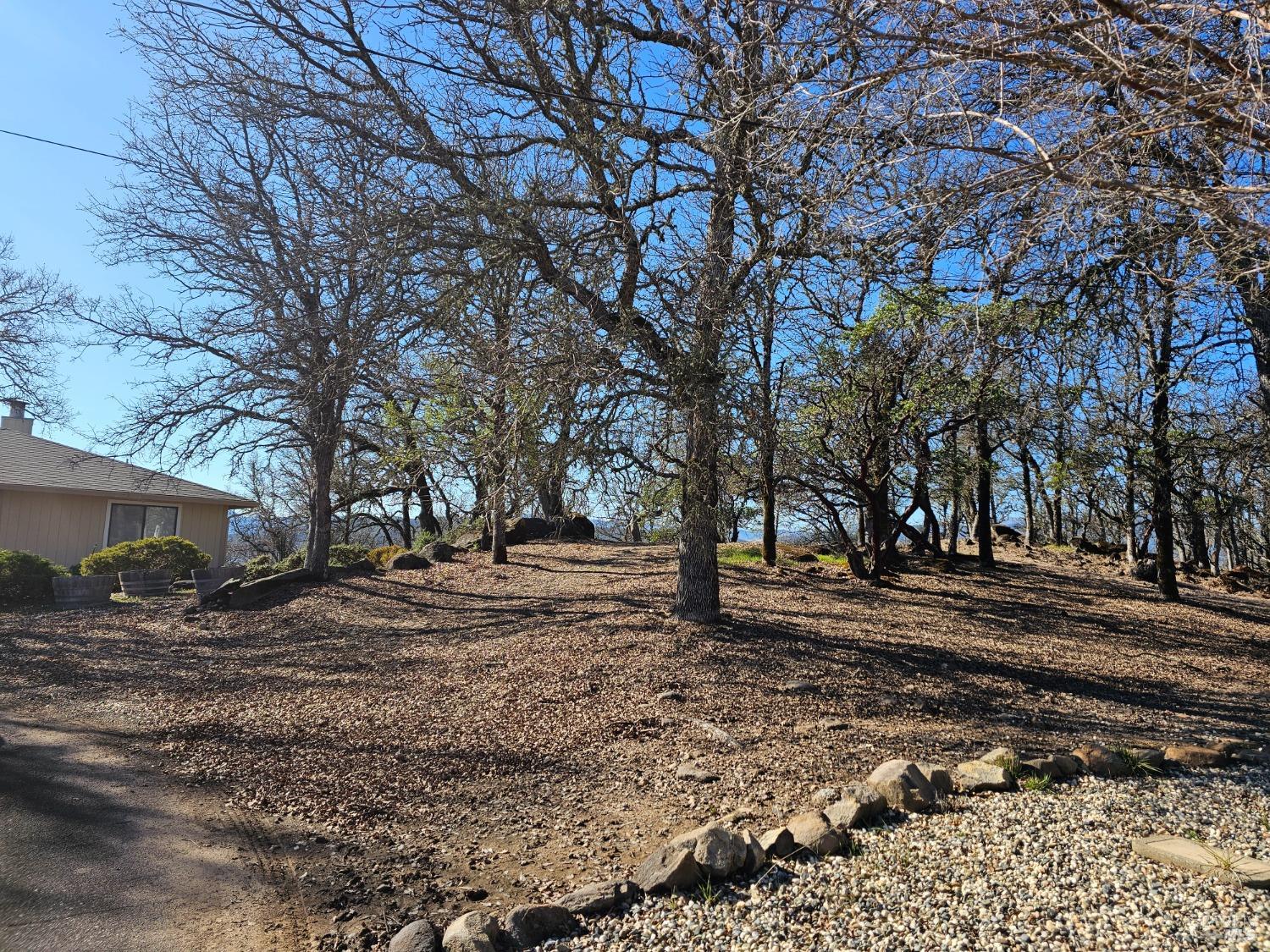 Detail Gallery Image 9 of 20 For 17934 Moon Hill Ct, Hidden Valley Lake,  CA 95467 - – Beds | – Baths