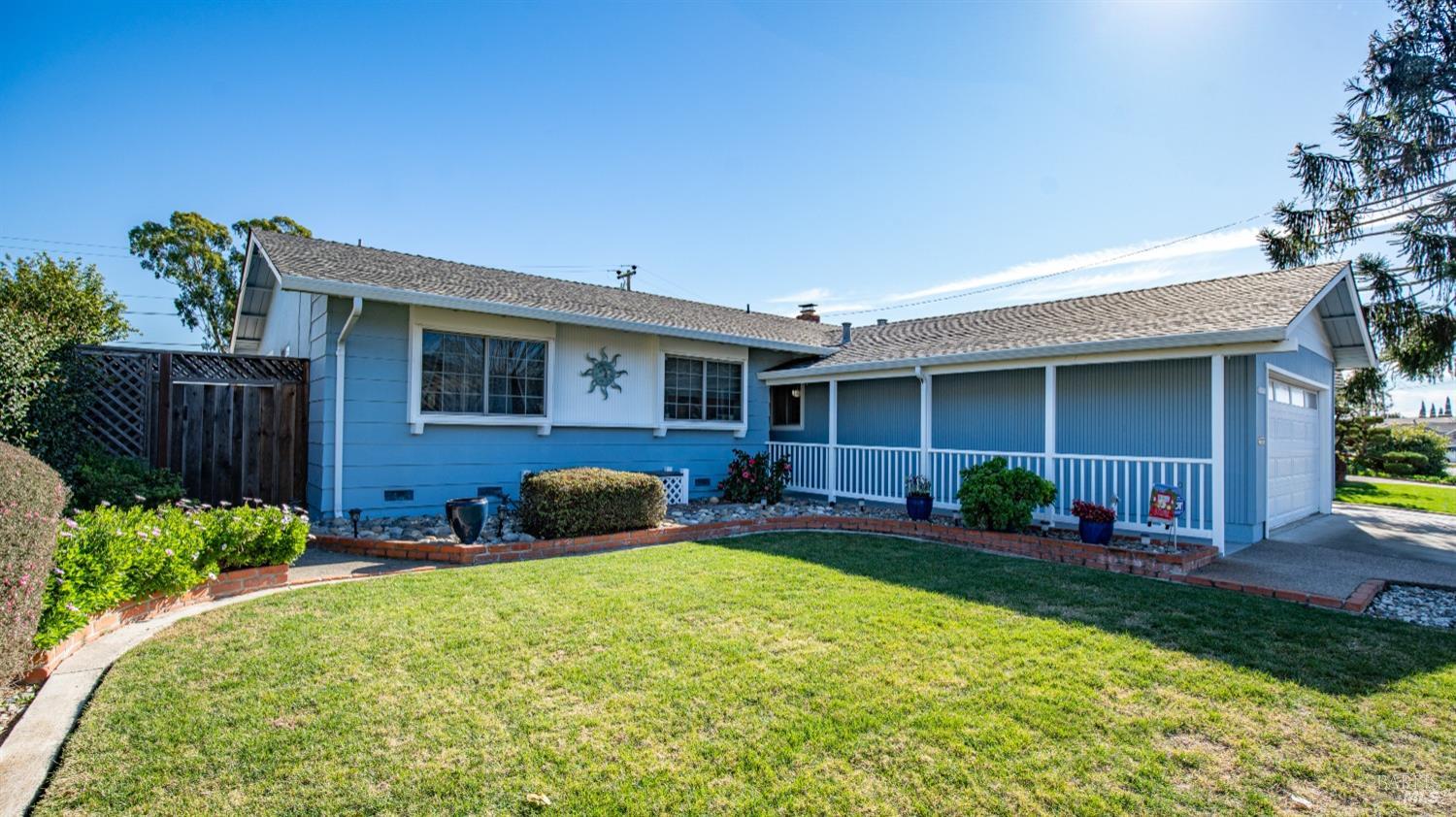 Detail Gallery Image 1 of 1 For 42656 Everglades Park Dr, Fremont,  CA 94538 - 3 Beds | 2 Baths