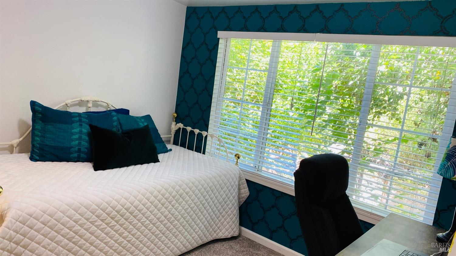 Detail Gallery Image 13 of 43 For 6185 Cazadero Hwy, Cazadero,  CA 95421 - 3 Beds | 2/1 Baths