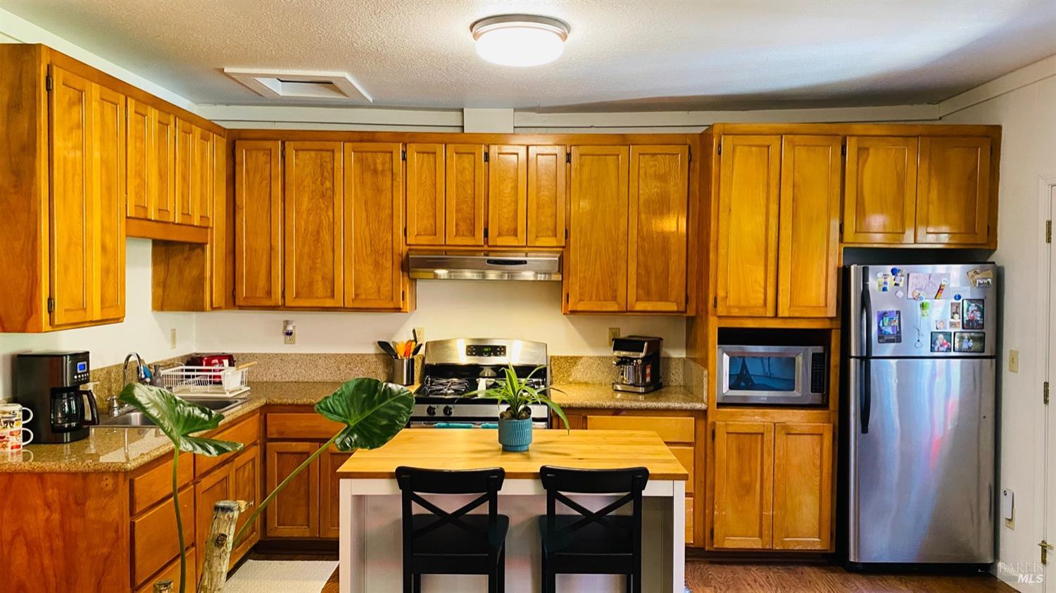 Detail Gallery Image 18 of 43 For 6185 Cazadero Hwy, Cazadero,  CA 95421 - 3 Beds | 2/1 Baths