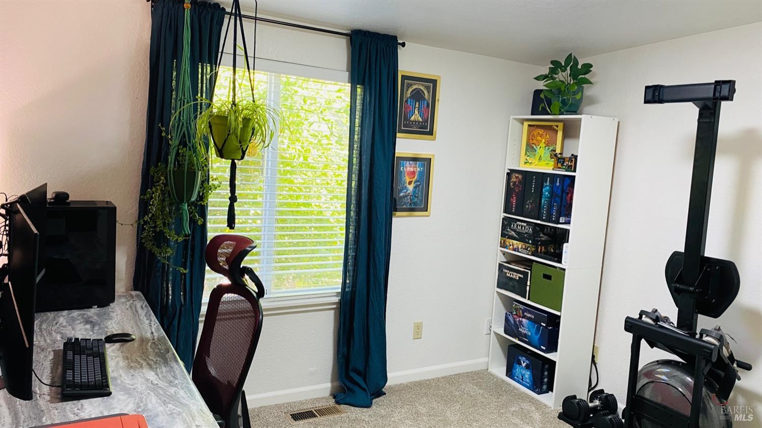 Detail Gallery Image 11 of 43 For 6185 Cazadero Hwy, Cazadero,  CA 95421 - 3 Beds | 2/1 Baths