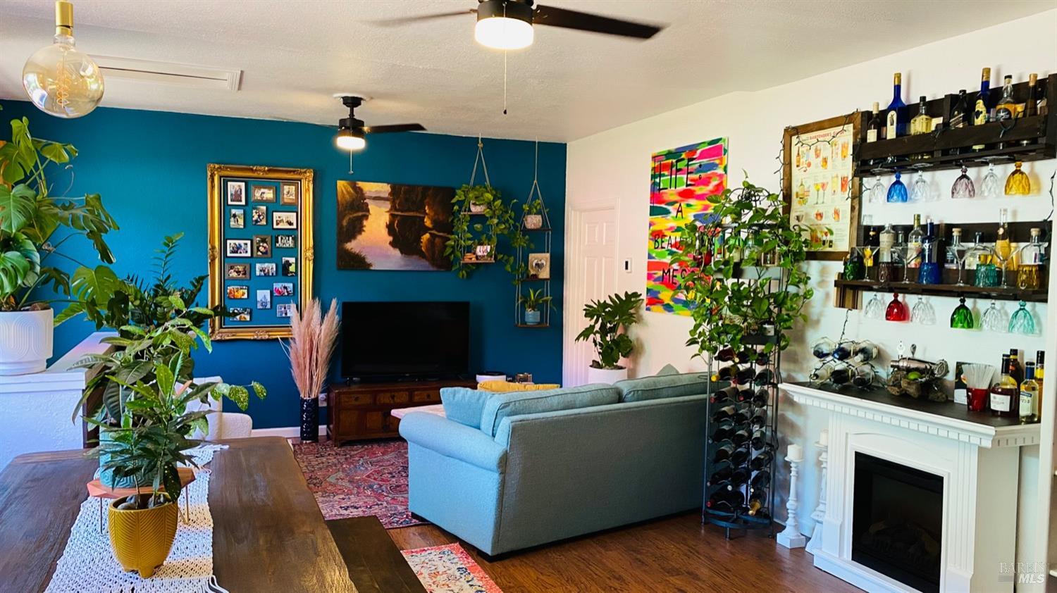 Detail Gallery Image 3 of 43 For 6185 Cazadero Hwy, Cazadero,  CA 95421 - 3 Beds | 2/1 Baths