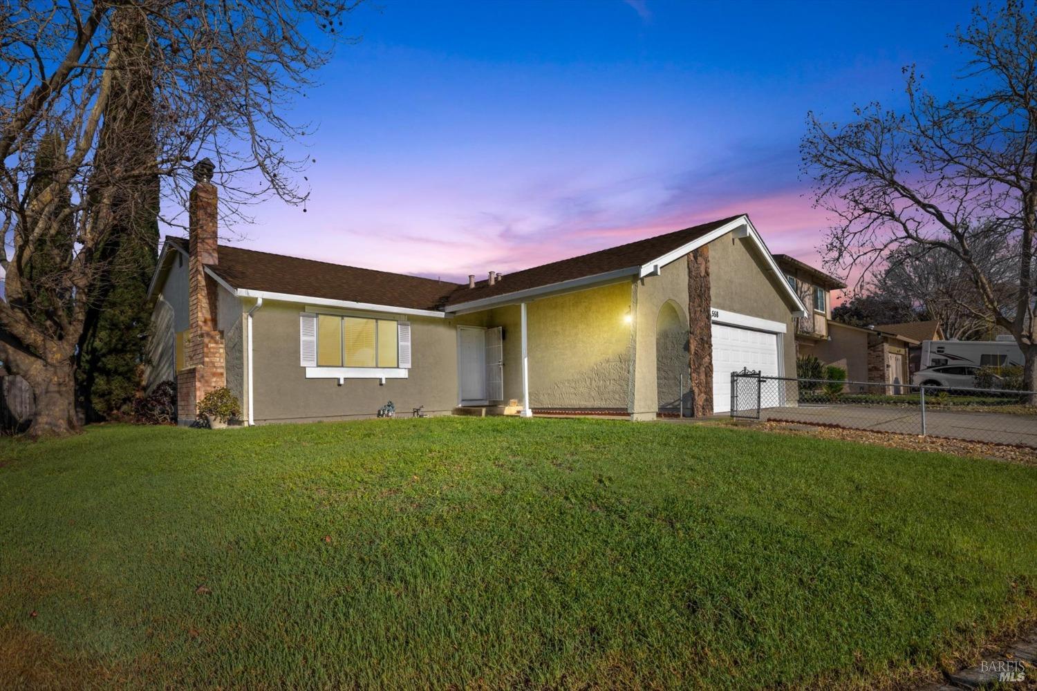 Detail Gallery Image 1 of 1 For 558 E Wigeon Way, Suisun City,  CA 94585 - 4 Beds | 2 Baths