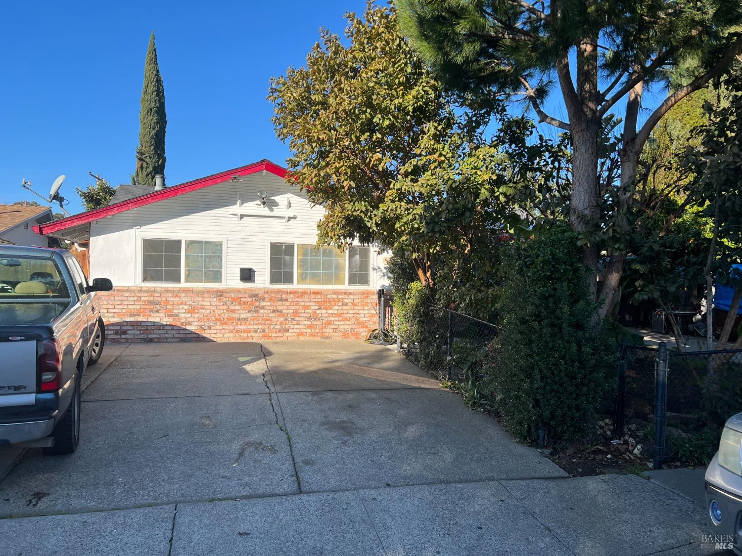 Detail Gallery Image 2 of 33 For 1831 Clay St, Fairfield,  CA 94533 - 4 Beds | 2 Baths