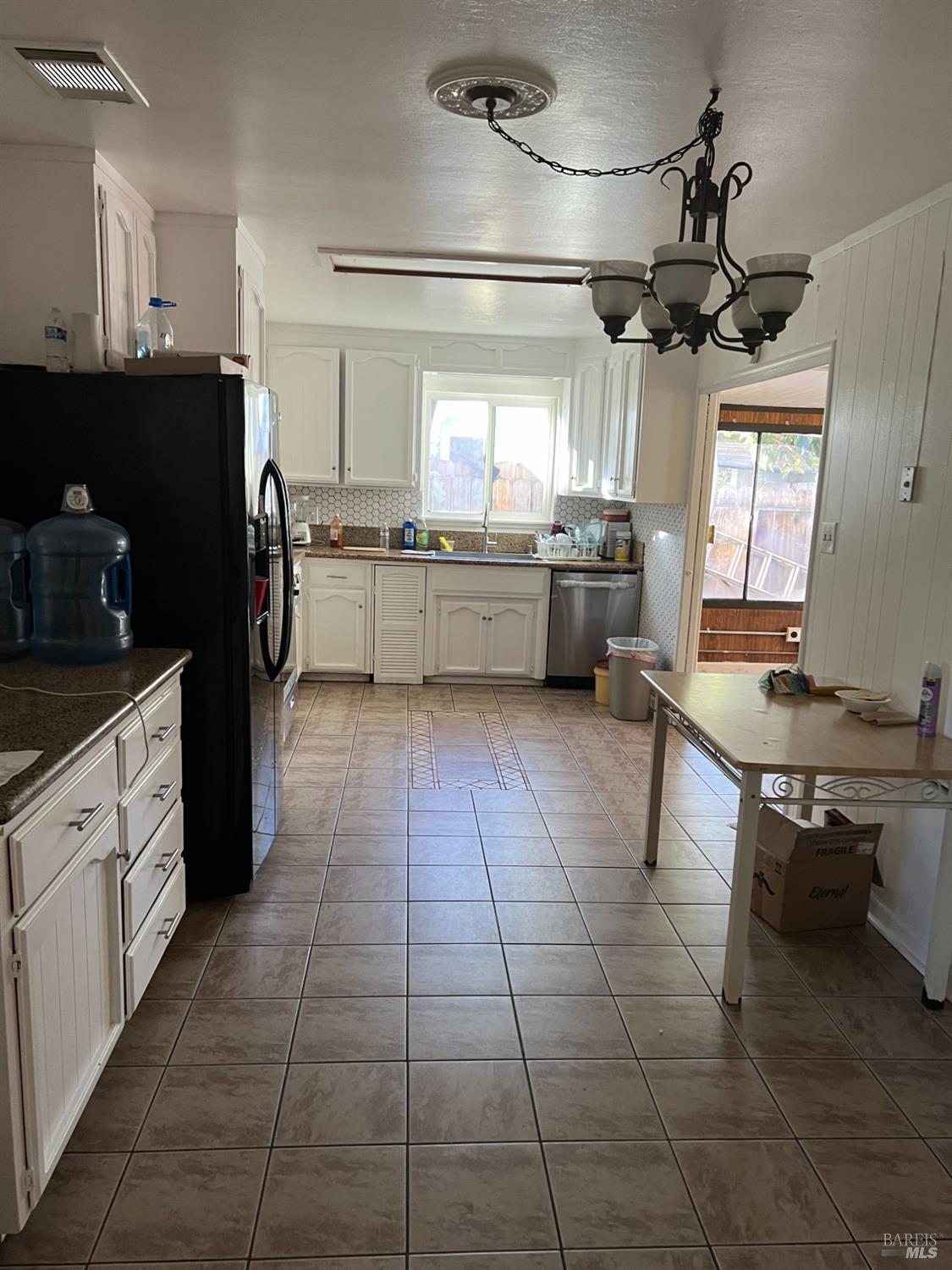 Detail Gallery Image 25 of 33 For 1831 Clay St, Fairfield,  CA 94533 - 4 Beds | 2 Baths