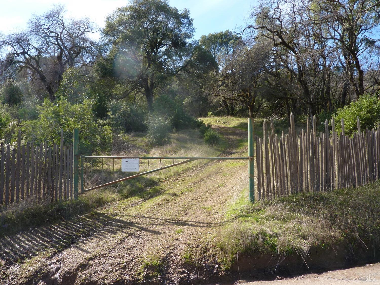 Detail Gallery Image 1 of 1 For 1401 Bel Arbres Dr, Redwood Valley,  CA 95470 - – Beds | – Baths