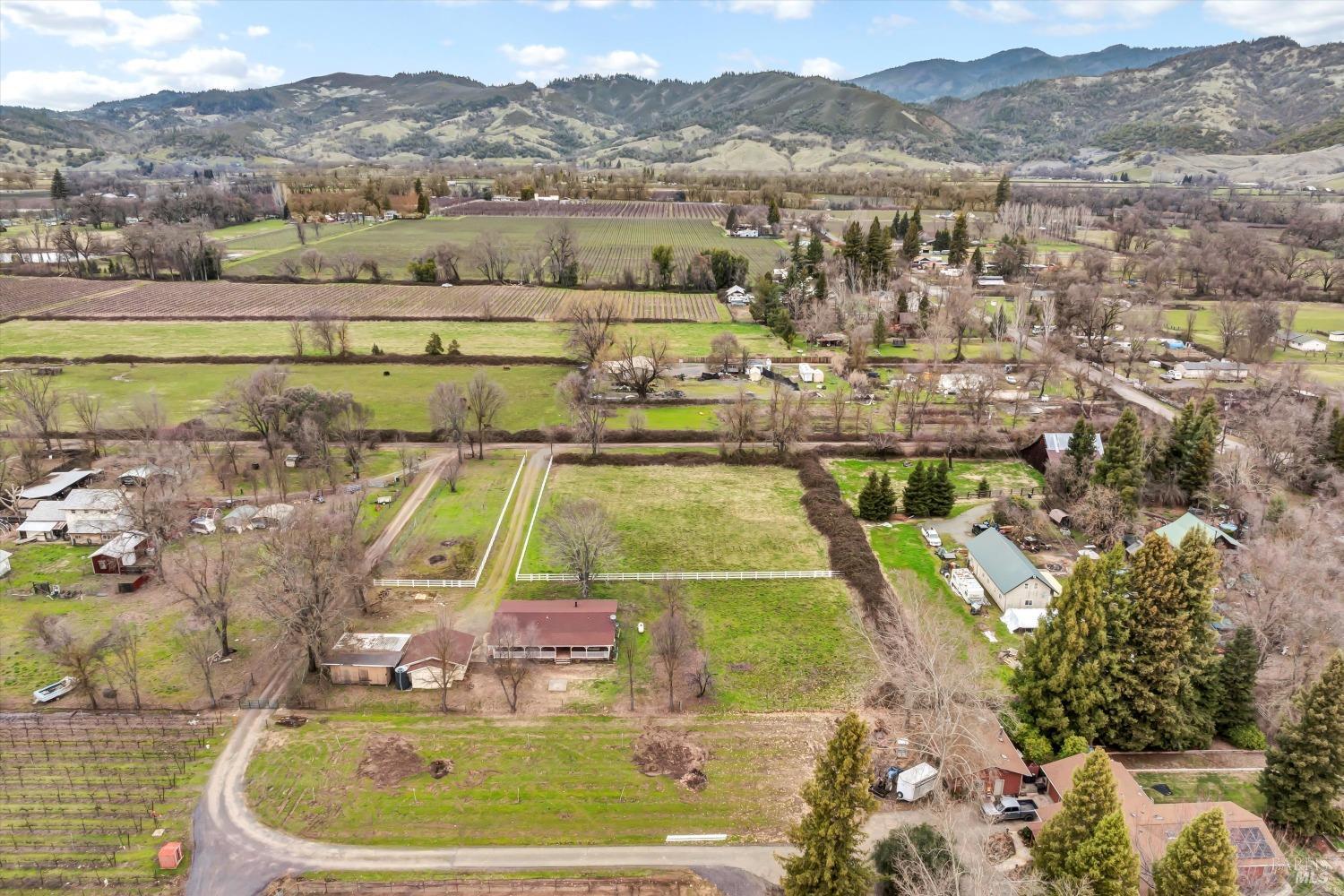 Detail Gallery Image 38 of 40 For 12554 Powerhouse Rd, Potter Valley,  CA 95469 - 3 Beds | 2 Baths