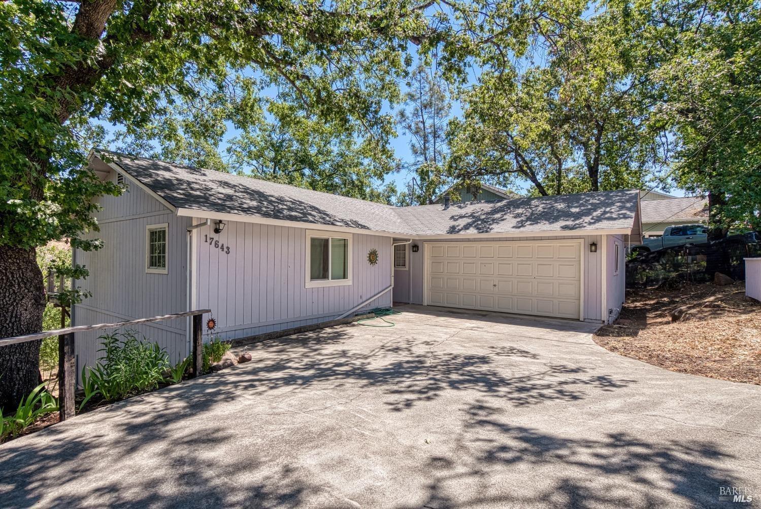 Detail Gallery Image 1 of 1 For 17643 Deer Hill Rd, Hidden Valley Lake,  CA 95467 - 2 Beds | 2 Baths