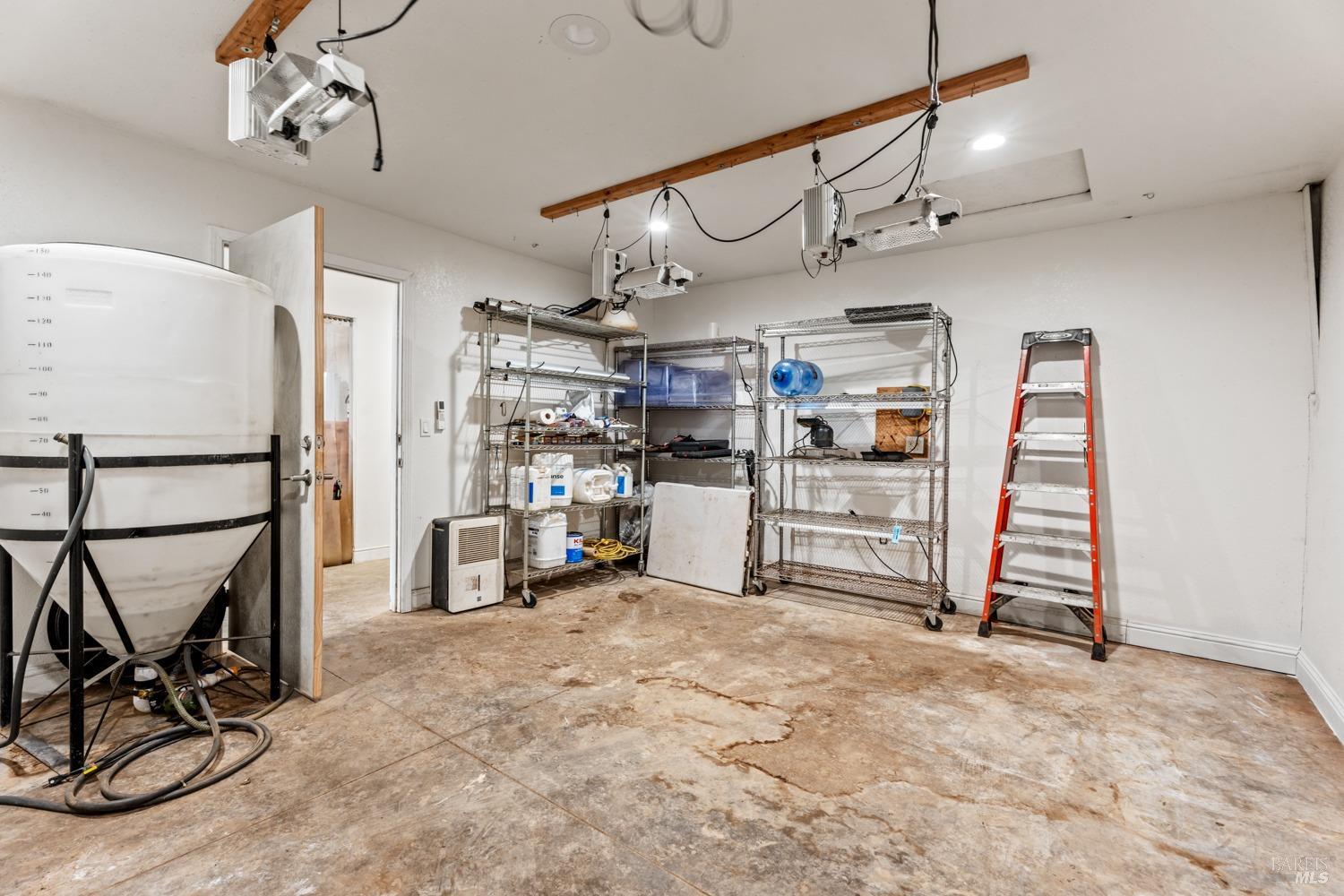 Detail Gallery Image 18 of 45 For Address Is Not Disclosed, Upper Lake,  CA 95493 - 2 Beds | 2 Baths