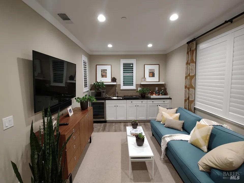 Detail Gallery Image 7 of 10 For 706 Hydrangea Dr, Vacaville,  CA 95687 - 1 Beds | 1 Baths