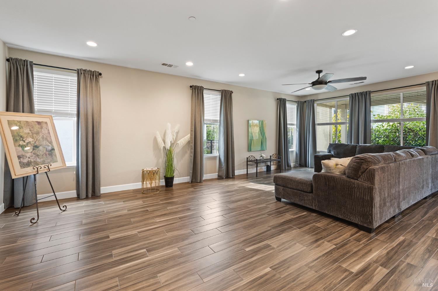 Detail Gallery Image 21 of 44 For 343 Silver Ridge Dr, Rio Vista,  CA 94571 - 2 Beds | 2 Baths