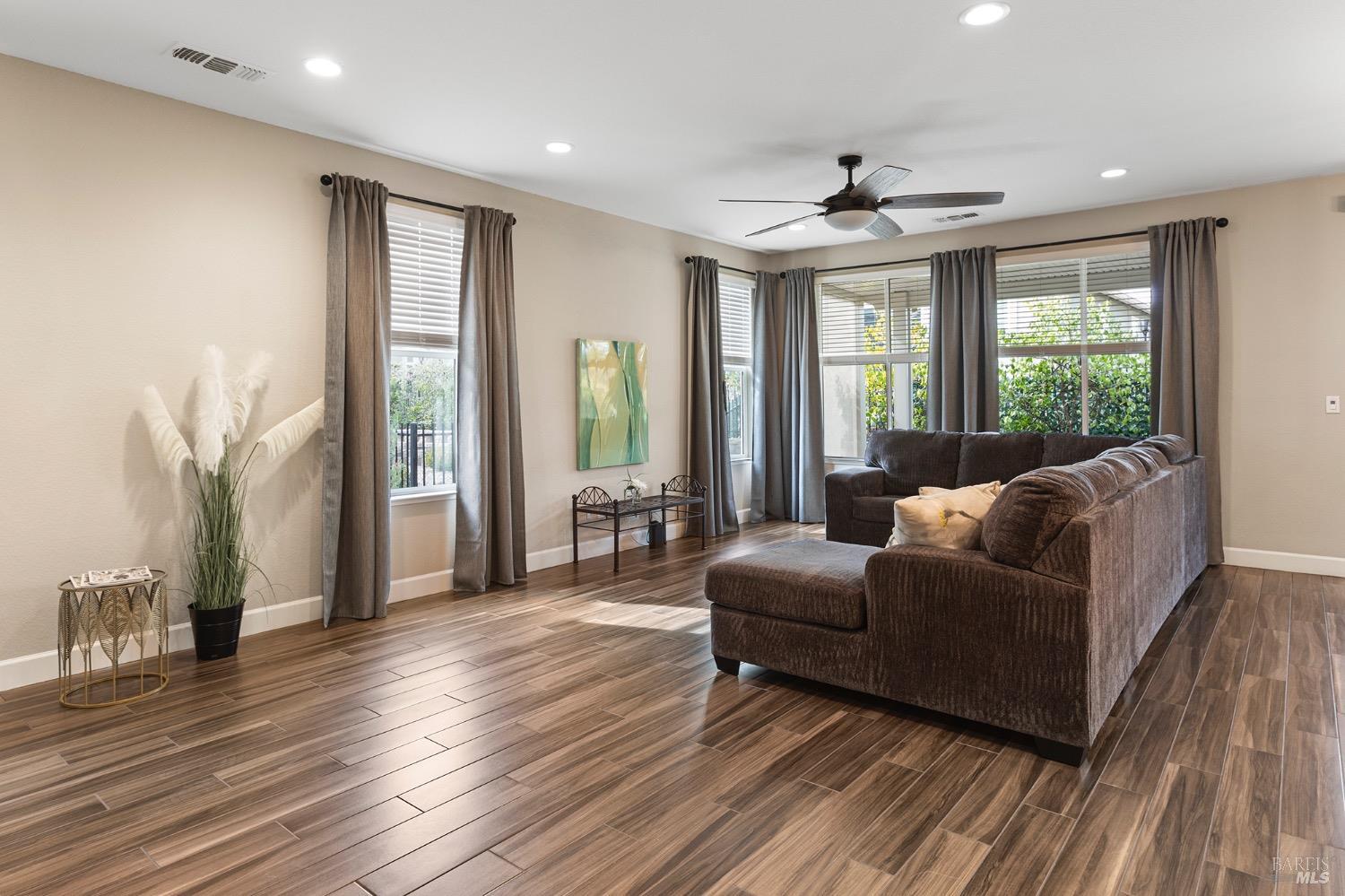 Detail Gallery Image 19 of 44 For 343 Silver Ridge Dr, Rio Vista,  CA 94571 - 2 Beds | 2 Baths