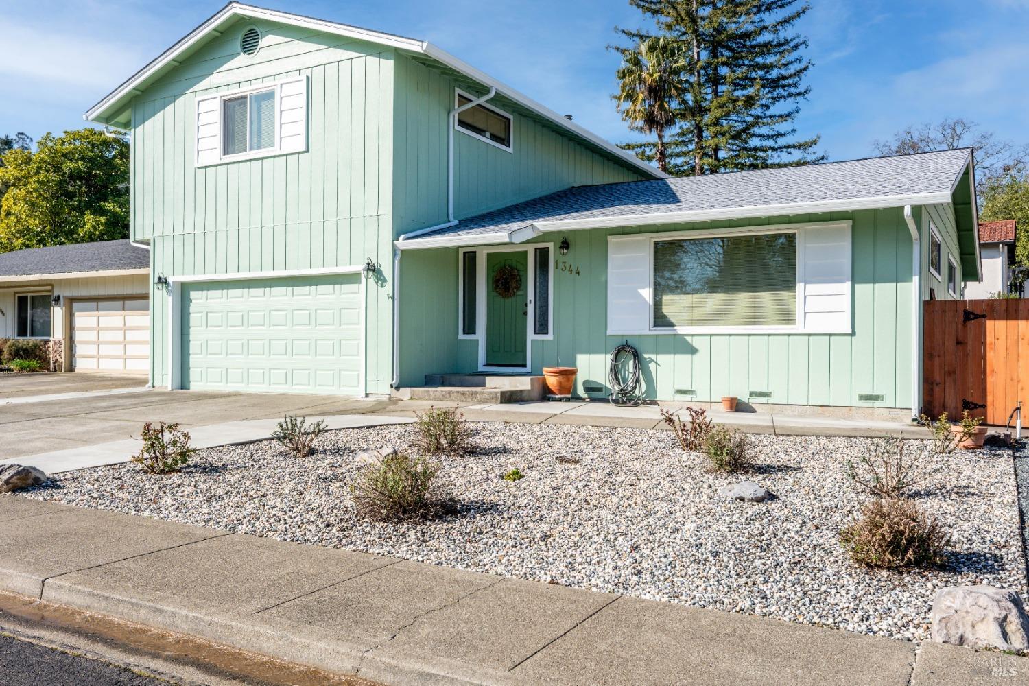 Detail Gallery Image 30 of 30 For 1344 Laurel Ave, Ukiah,  CA 95482 - 3 Beds | 2/1 Baths