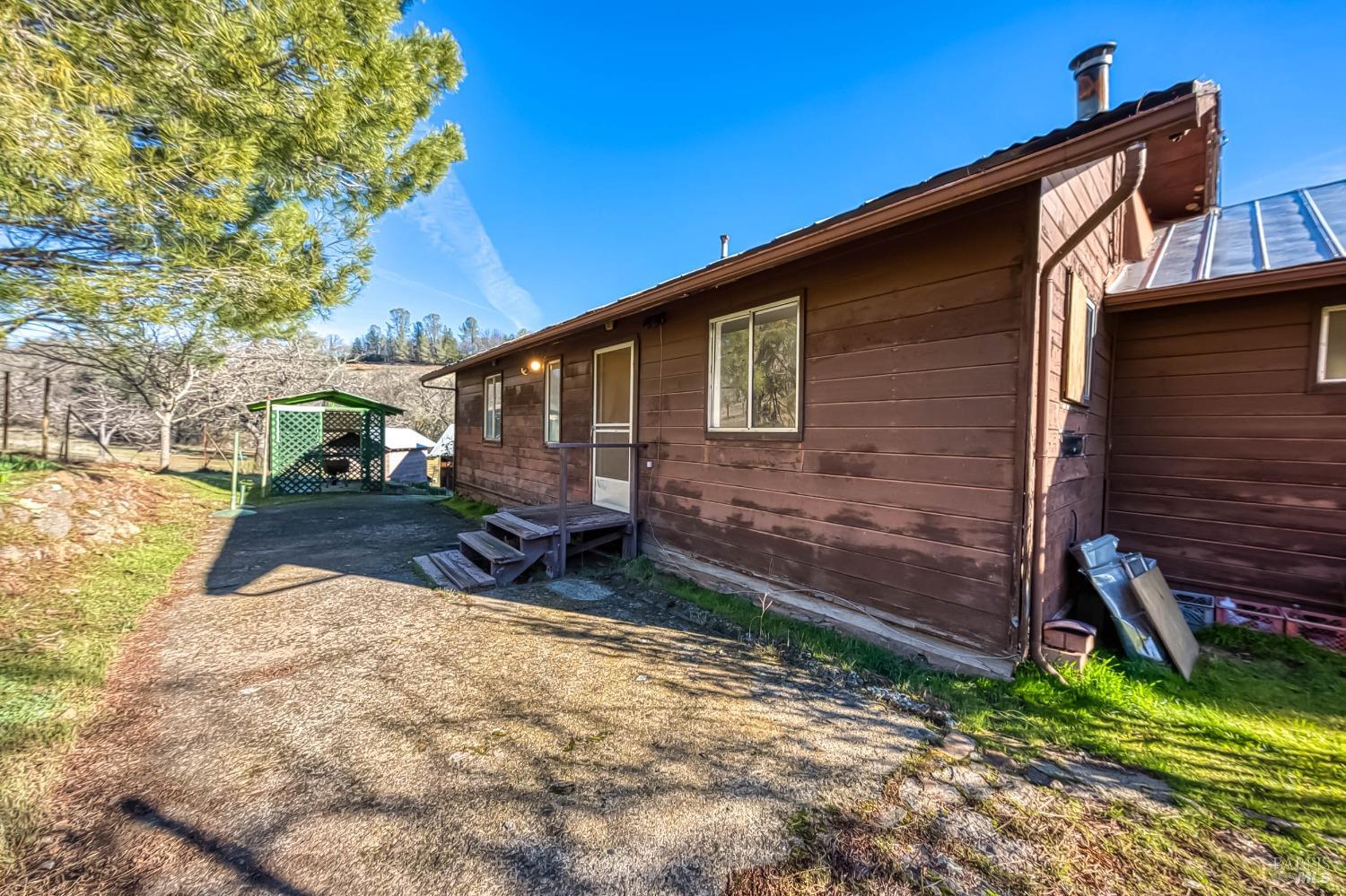 Detail Gallery Image 30 of 52 For 11415 Seigler Springs North Rd, Middletown,  CA 95461 - 3 Beds | 1/1 Baths