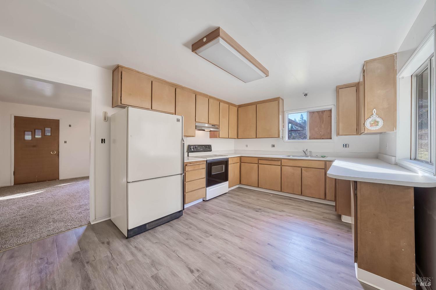 Detail Gallery Image 14 of 52 For 11415 Seigler Springs North Rd, Middletown,  CA 95461 - 3 Beds | 1/1 Baths