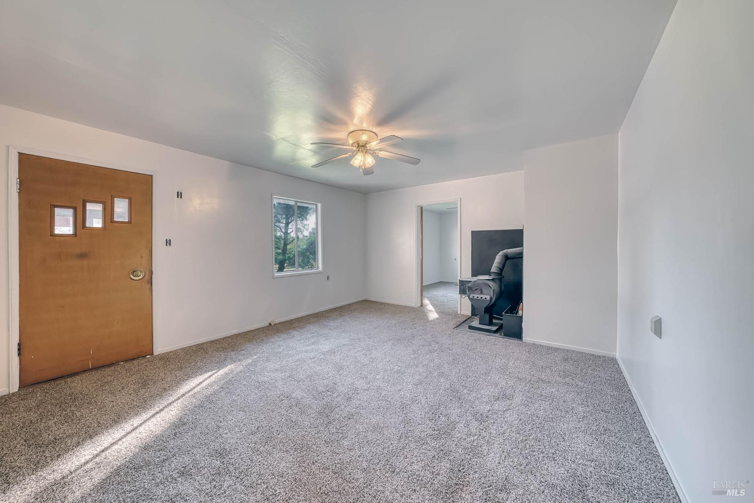 Detail Gallery Image 13 of 52 For 11415 Seigler Springs North Rd, Middletown,  CA 95461 - 3 Beds | 1/1 Baths