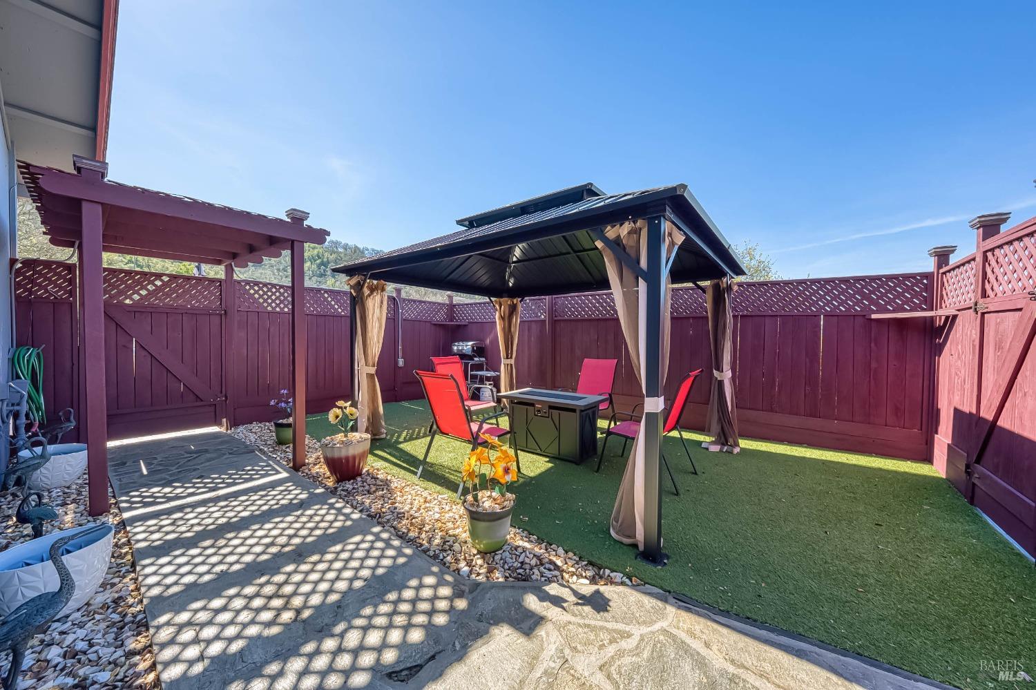 Detail Gallery Image 15 of 80 For 7047 Panoramic Dr, Lucerne,  CA 95458 - 3 Beds | 2 Baths