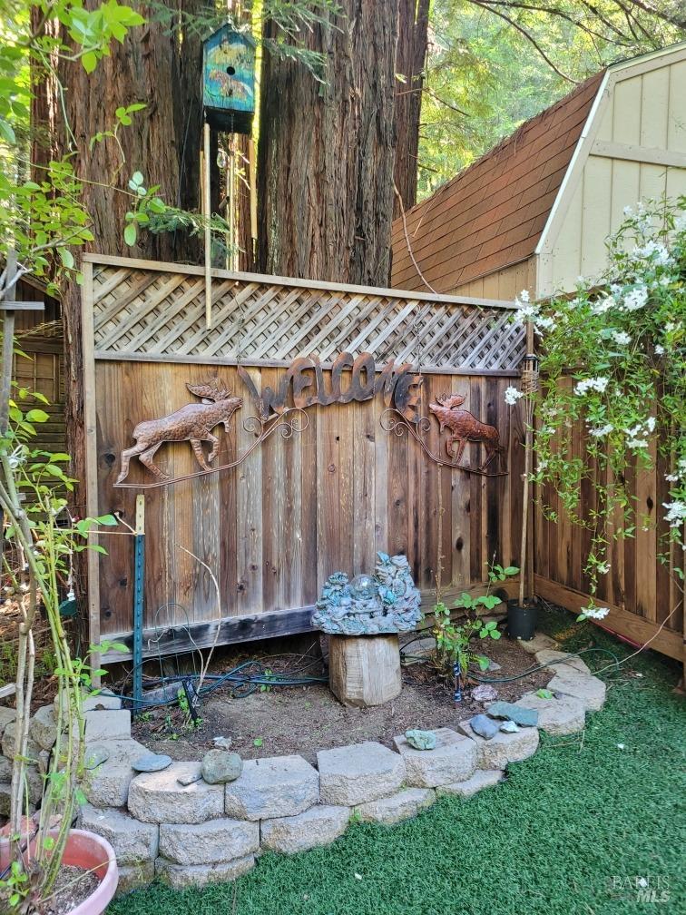 Detail Gallery Image 21 of 69 For 780 E Austin Creek Rd, Cazadero,  CA 95421 - 2 Beds | 1 Baths