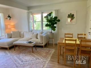 Detail Gallery Image 18 of 24 For 257 Greene St, Mill Valley,  CA 94941 - 2 Beds | 1 Baths