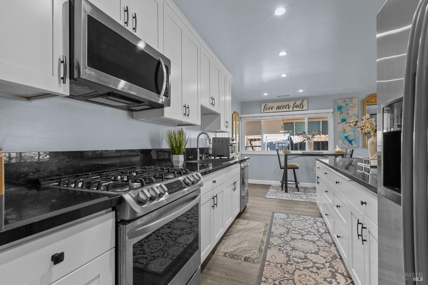 Begonia Boulevard, Fairfield, California image 4