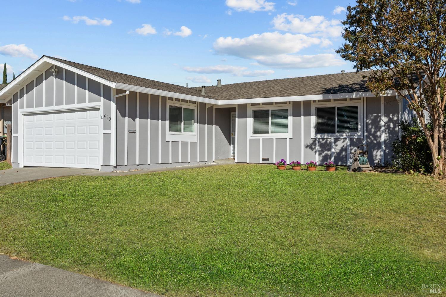 Begonia Boulevard, Fairfield, California image 23