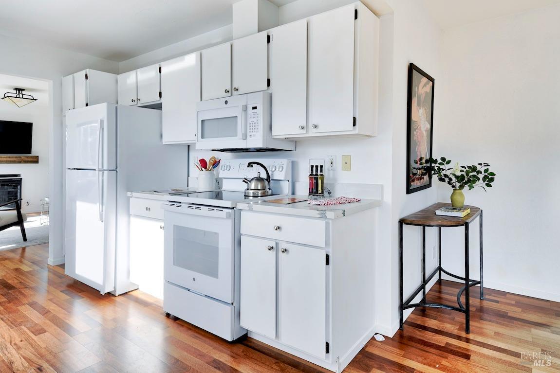 Detail Gallery Image 9 of 32 For 10950 Highway 1 Unkn, Point Reyes Station,  CA 94956 - 3 Beds | 2 Baths