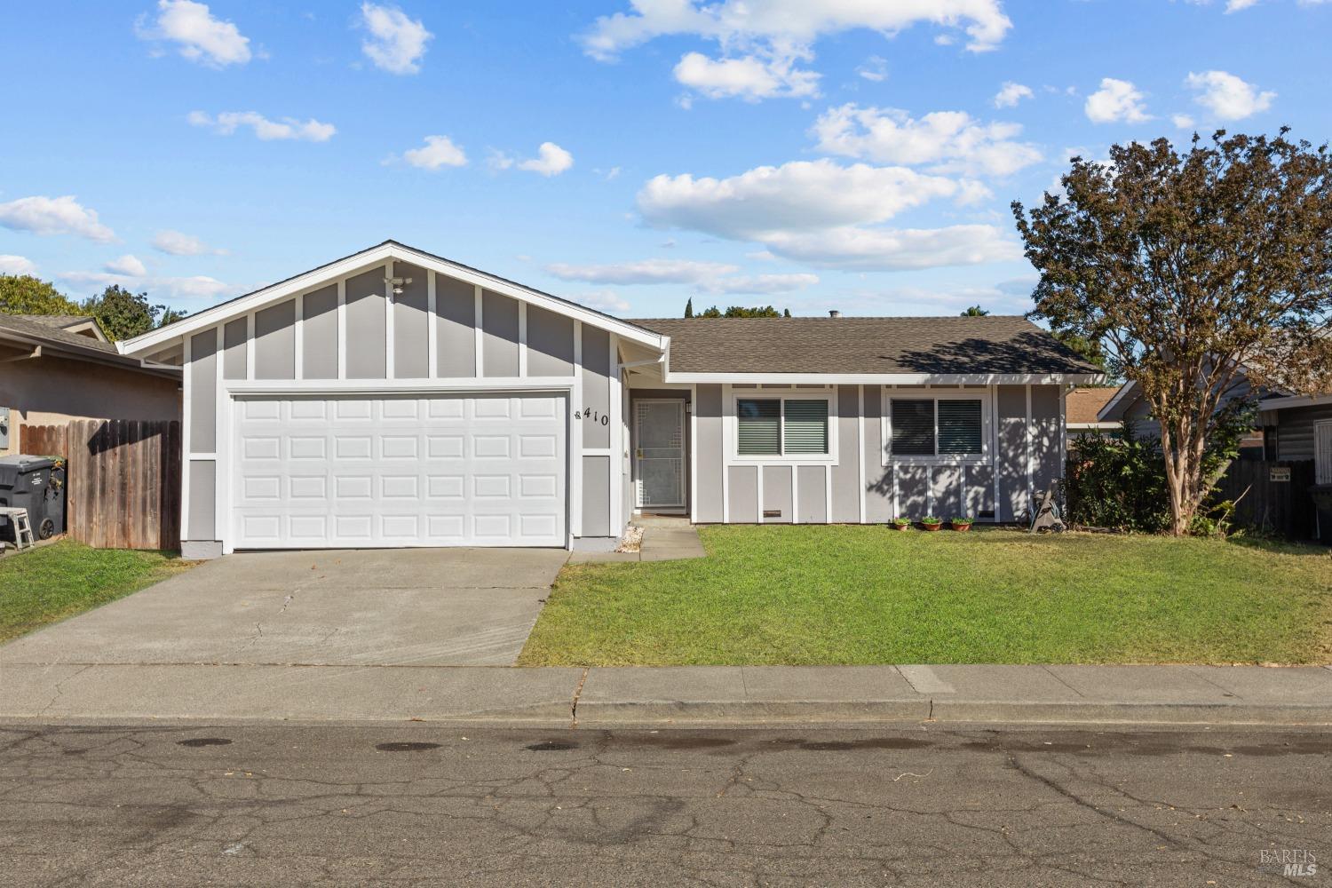 Begonia Boulevard, Fairfield, California image 1