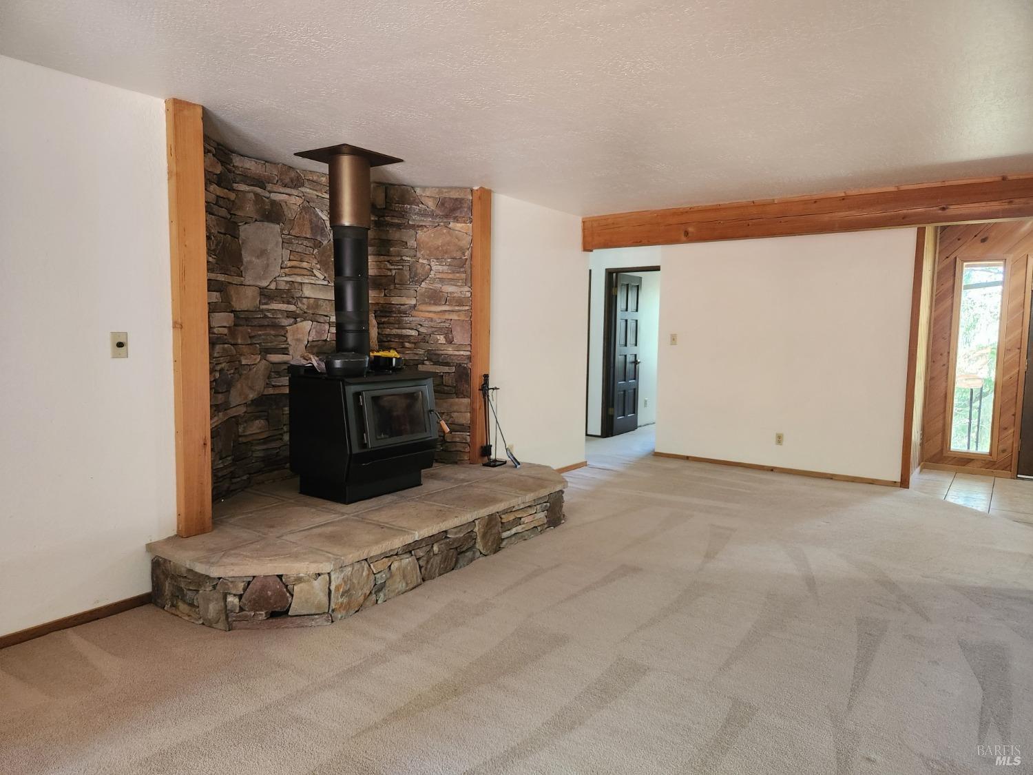 Detail Gallery Image 16 of 36 For 1201 Muir Mill Rd, Willits,  CA 95490 - 3 Beds | 3 Baths