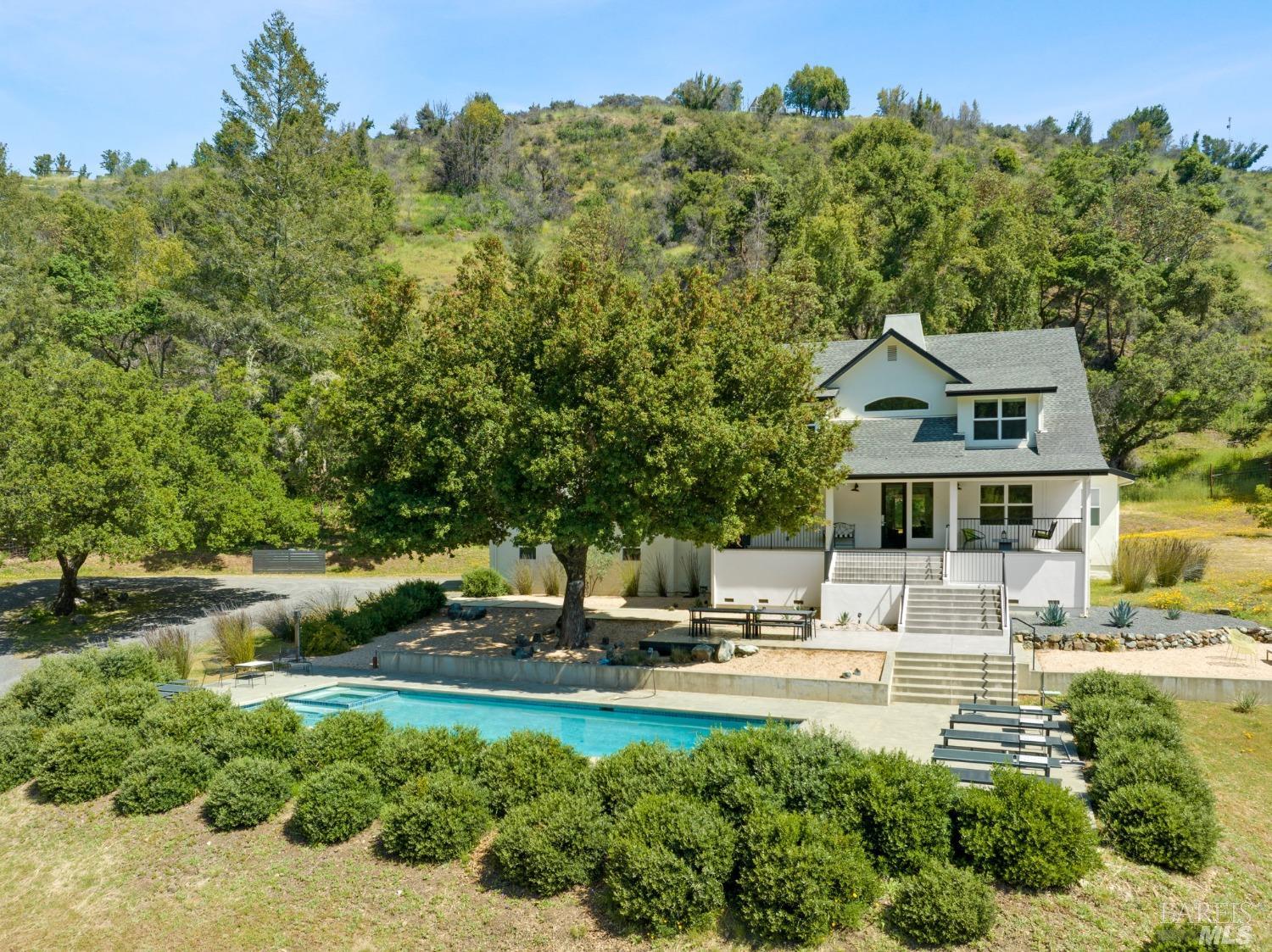 Detail Gallery Image 1 of 1 For 5760 Chemise Rd, Healdsburg,  CA 95448 - 3 Beds | 2/1 Baths