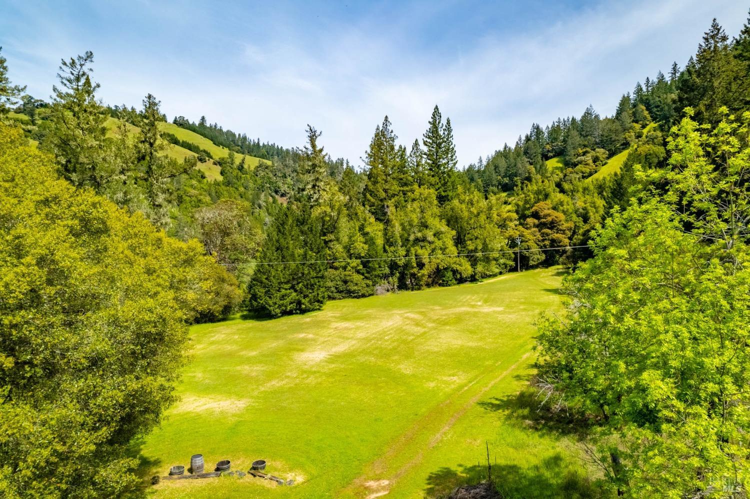 Detail Gallery Image 36 of 43 For 17555 Indian Creek Rd, Philo,  CA 95466 - 2 Beds | 2 Baths